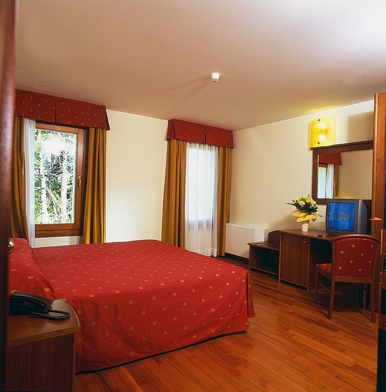 Hotel Dall'Ongaro Ghirano Kültér fotó