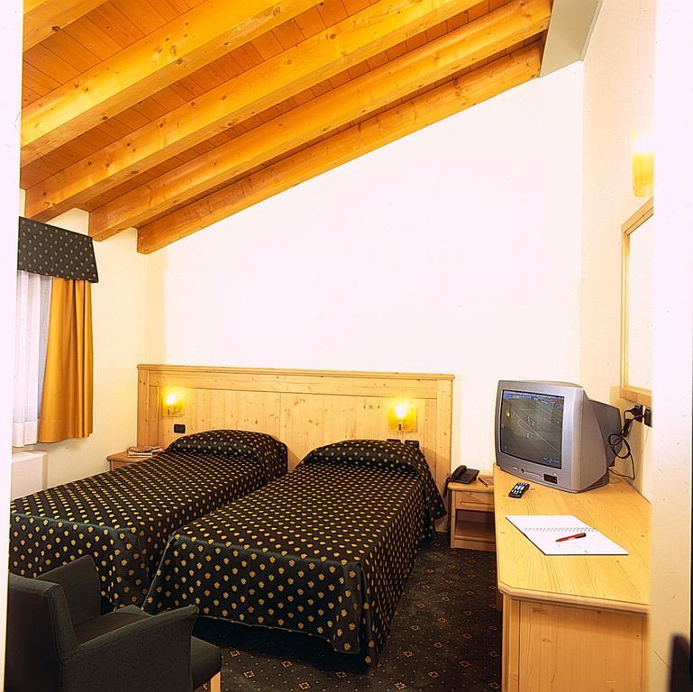 Hotel Dall'Ongaro Ghirano Kültér fotó