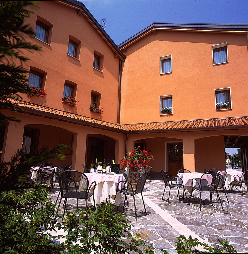 Hotel Dall'Ongaro Ghirano Kültér fotó