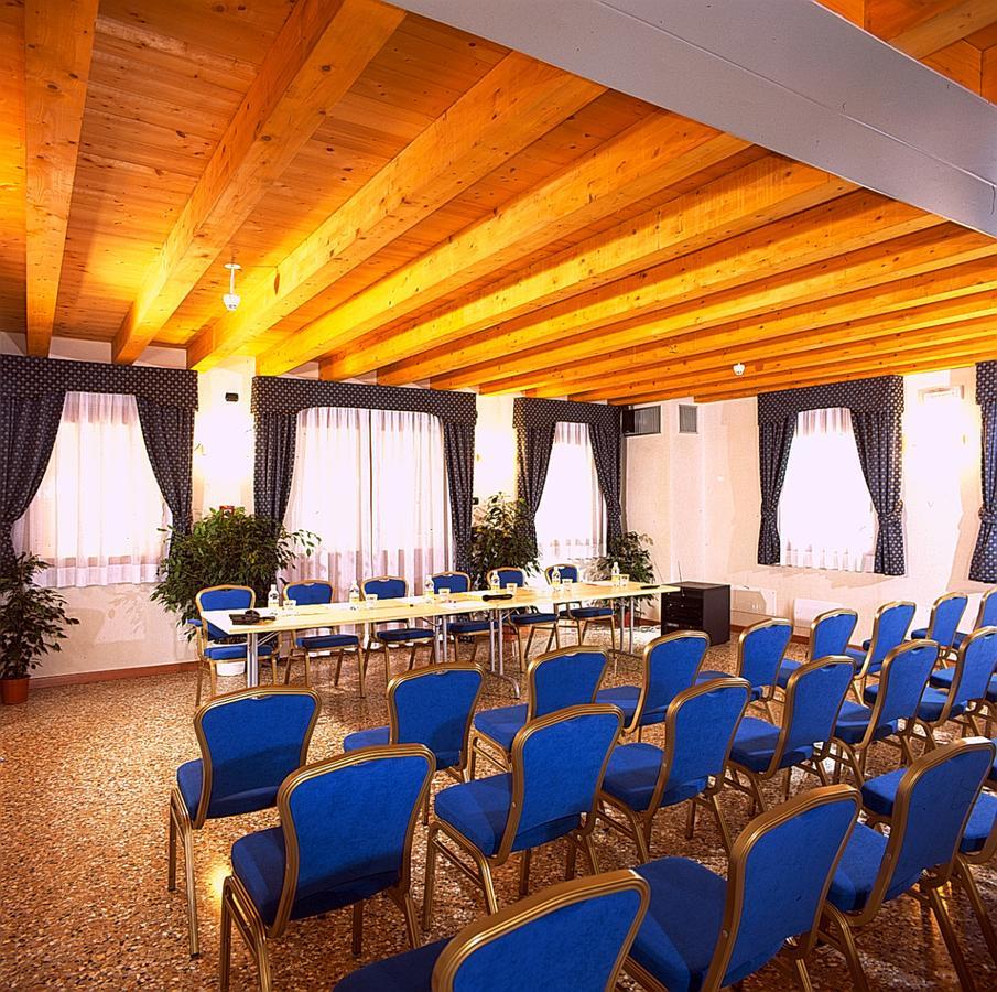 Hotel Dall'Ongaro Ghirano Kültér fotó