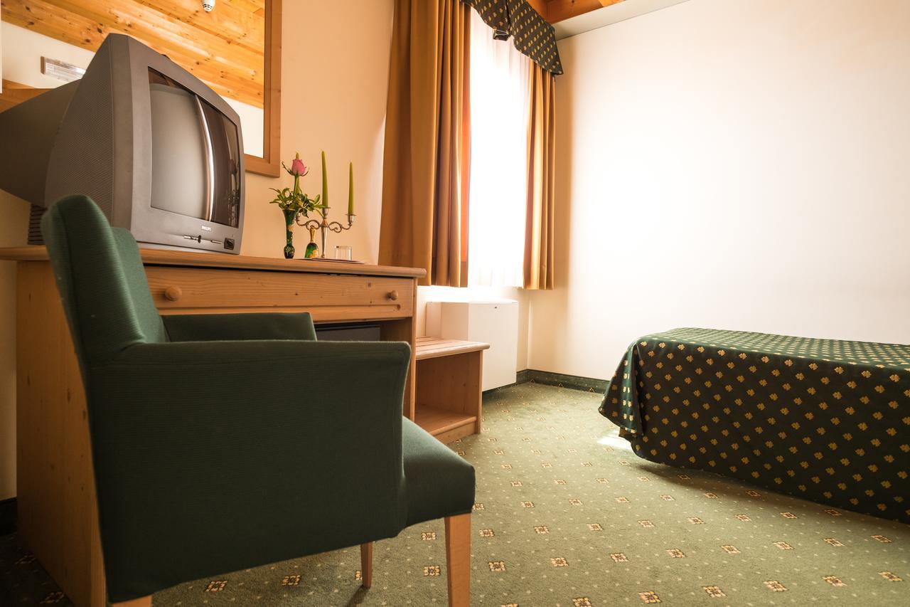 Hotel Dall'Ongaro Ghirano Kültér fotó