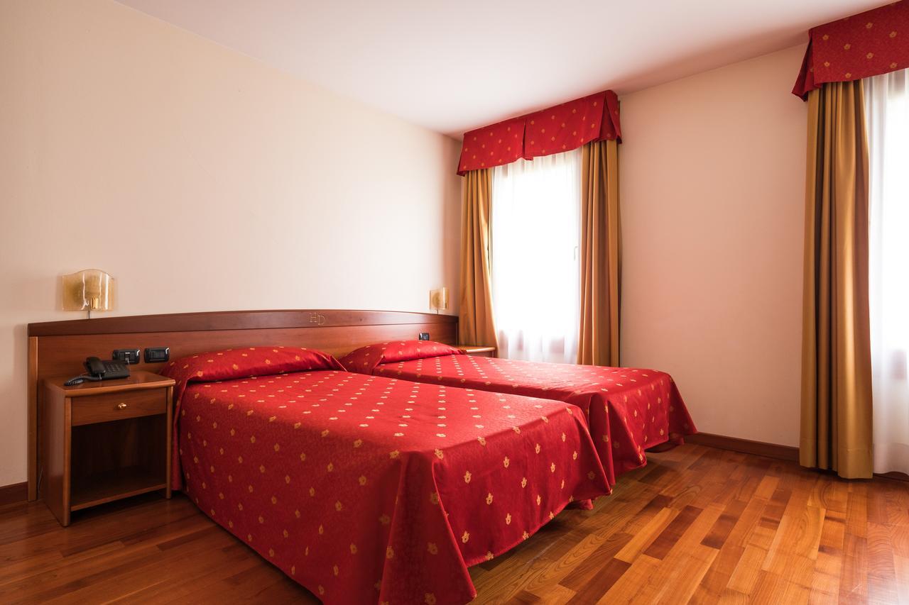 Hotel Dall'Ongaro Ghirano Kültér fotó