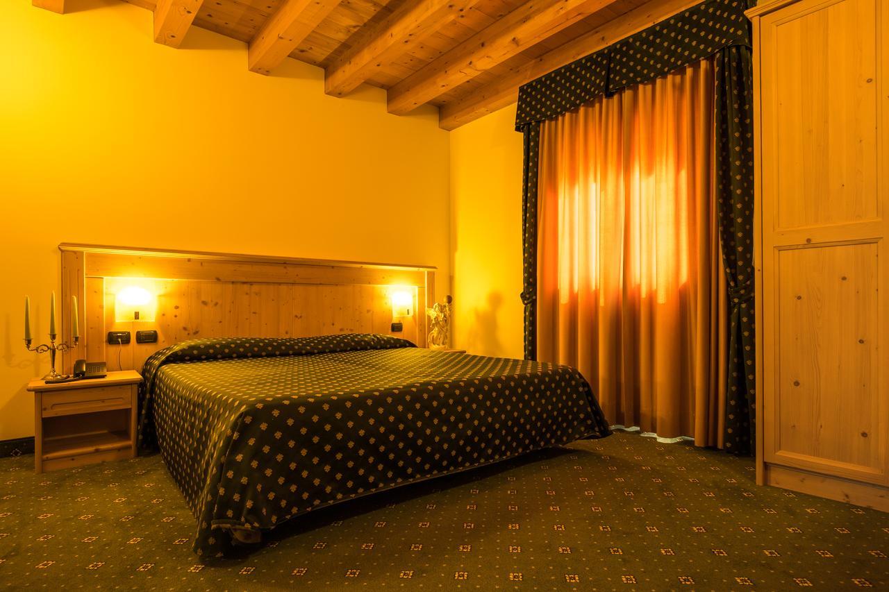Hotel Dall'Ongaro Ghirano Kültér fotó